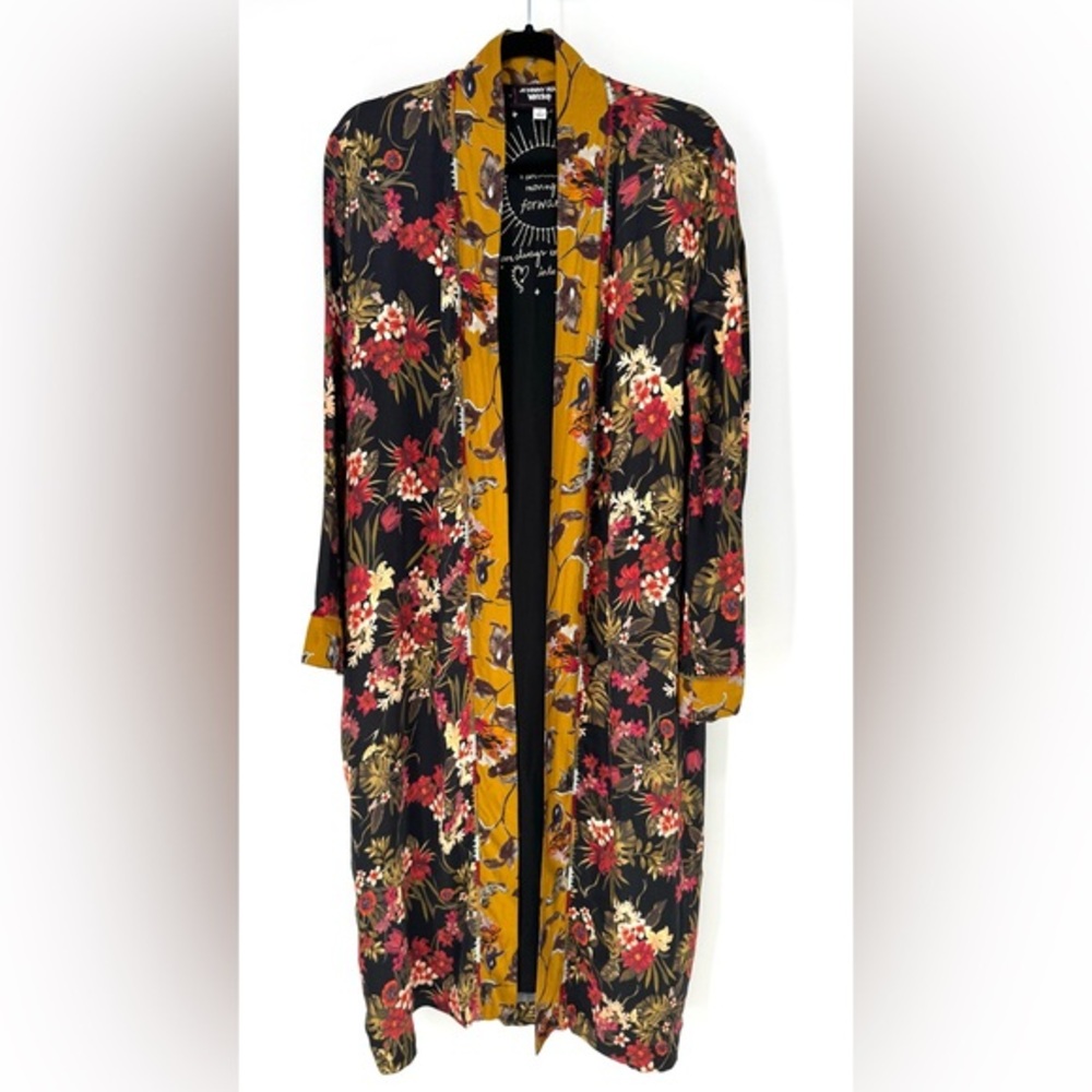 Johnny Was 100% silk bohemian Boho whimsy floral embroidered kimono small